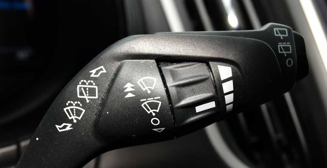 Certified 2022 Ford Edge SEL w/ Convenience Package image 15