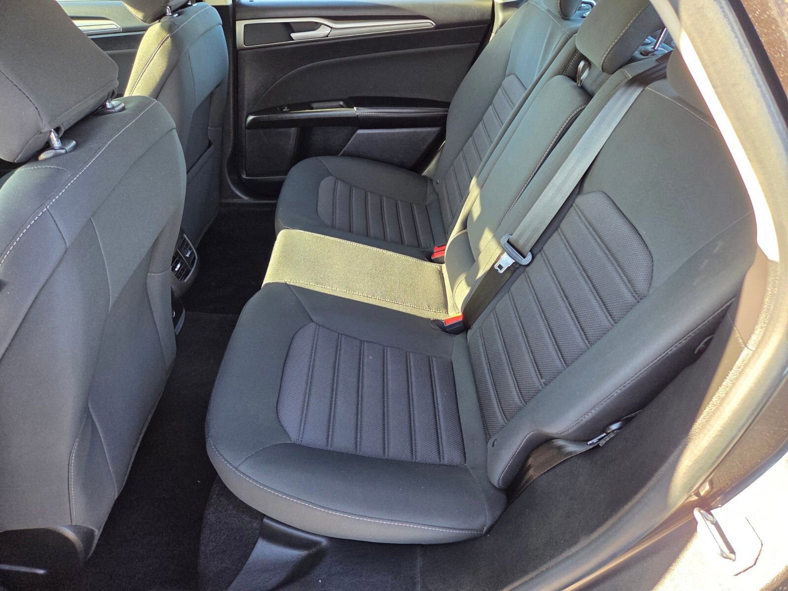 Certified 2020 Ford Fusion SE image 11