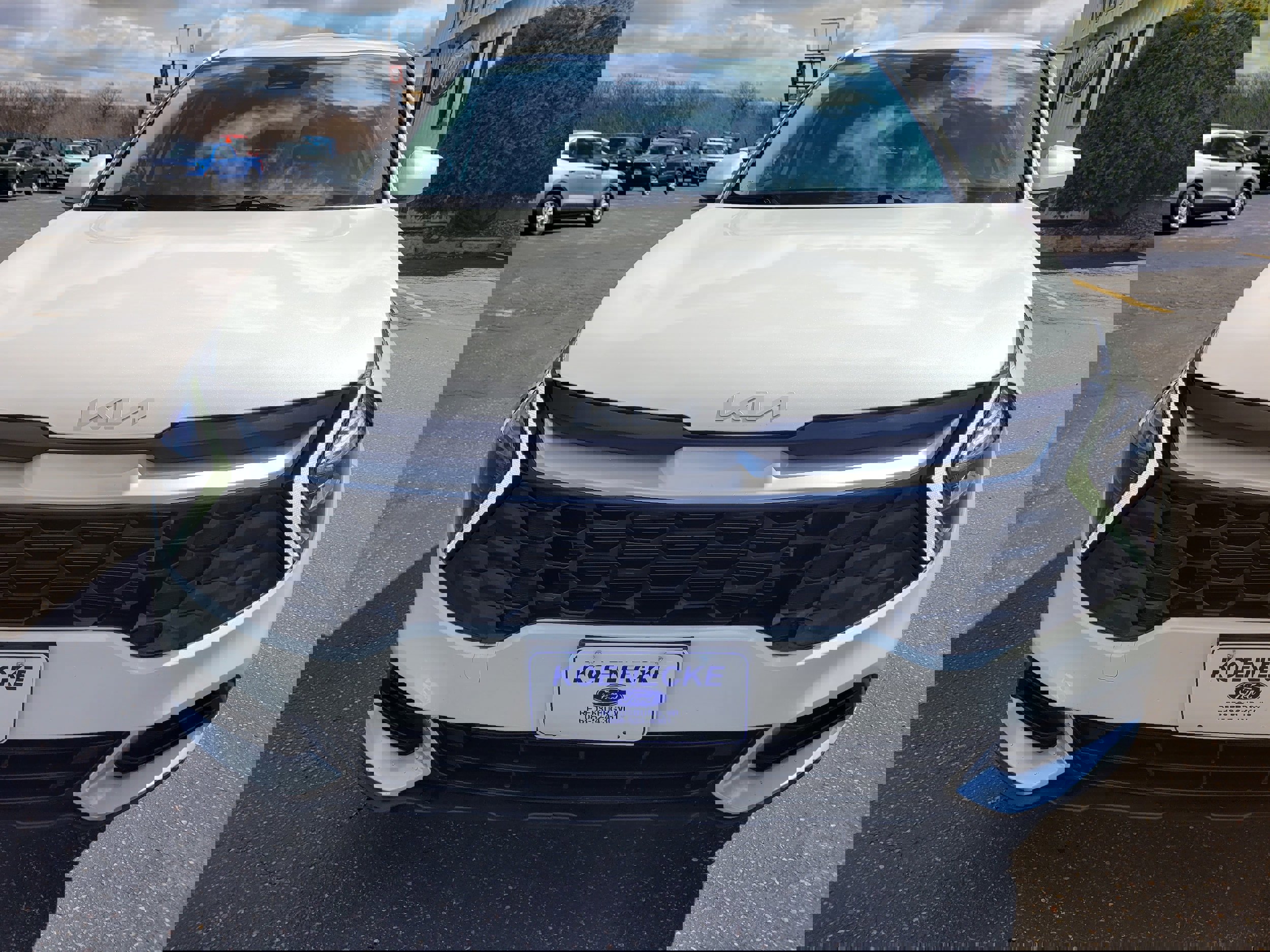 Used 2023 Kia Sportage LX AWD/4WD image 6