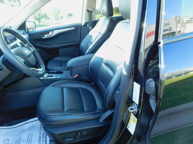 Certified 2020 Ford Escape SEL AWD/4WD image 16