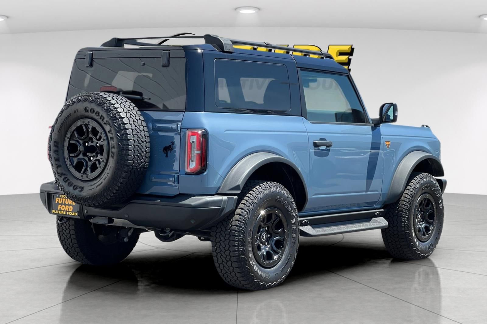 Certified 2025 Ford Bronco Badlands AWD/4WD image 3