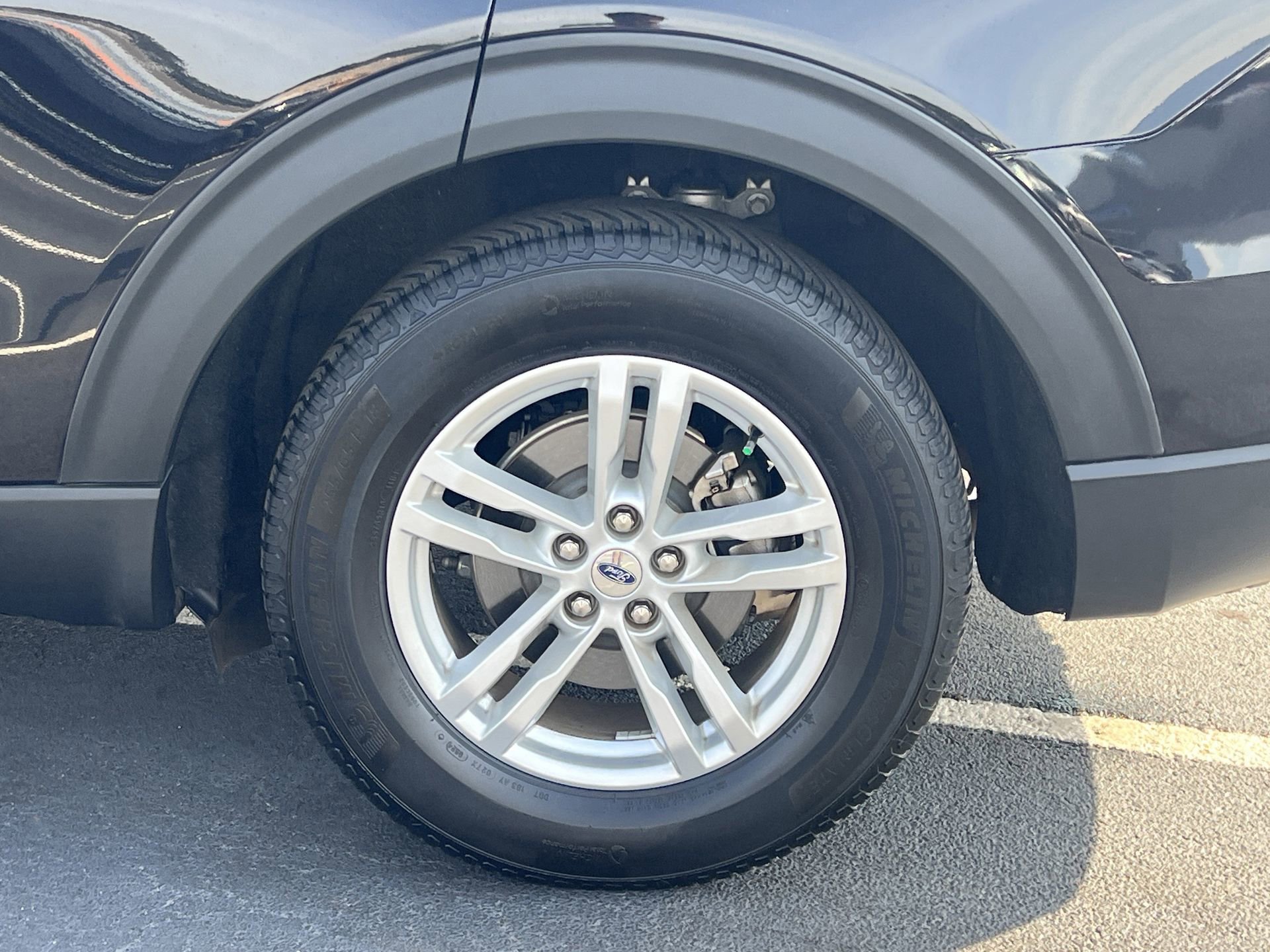 Certified 2022 Ford Explorer XLT w/ Equipment Group 202A image 31