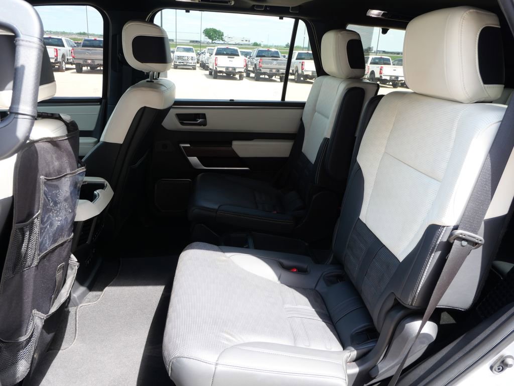 Used 2024 Toyota Sequoia Capstone AWD/4WD image 17