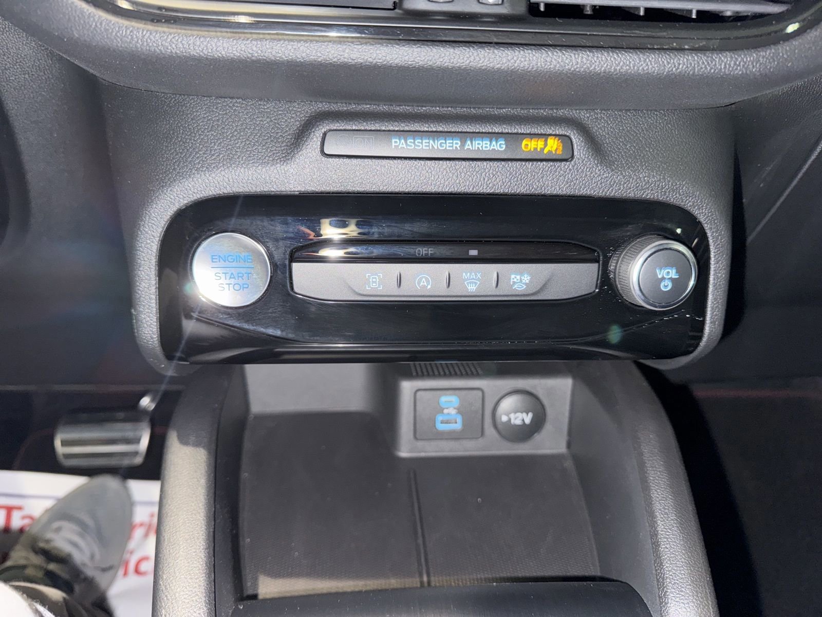 Certified 2023 Ford Escape ST-Line w/ Tech Pack #1 image 31