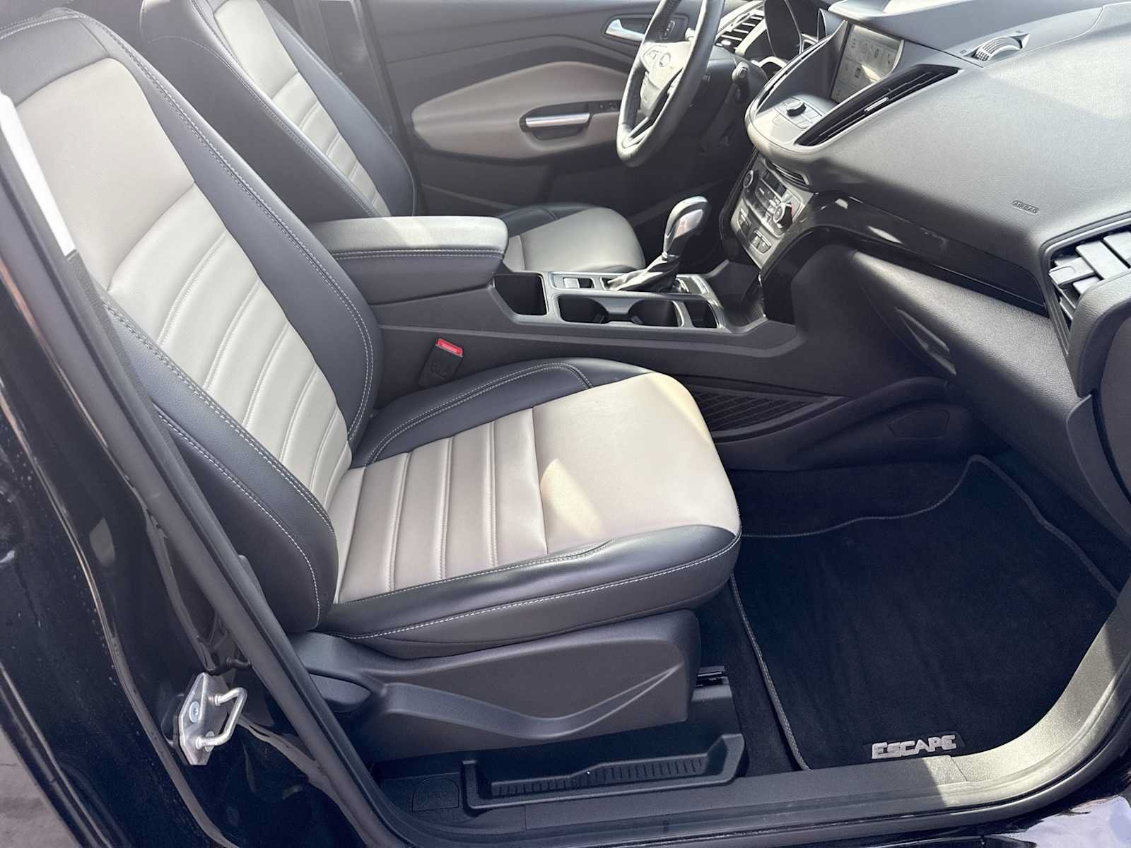 Certified 2019 Ford Escape SEL AWD/4WD image 20