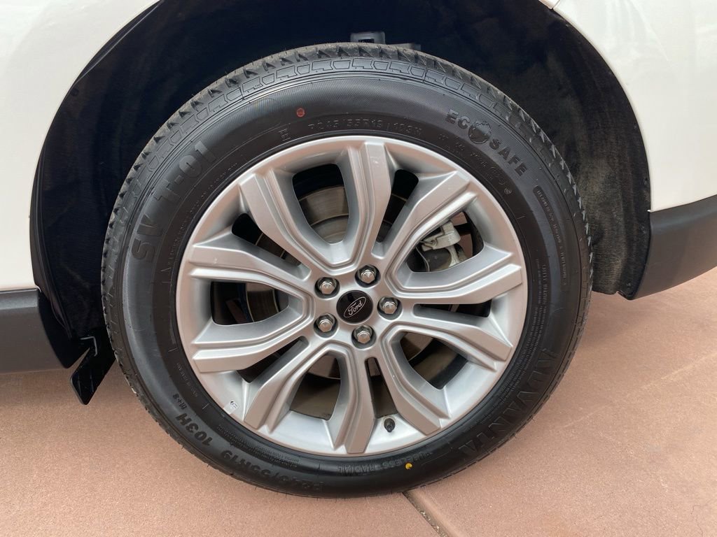 Certified 2023 Ford Edge Titanium image 42