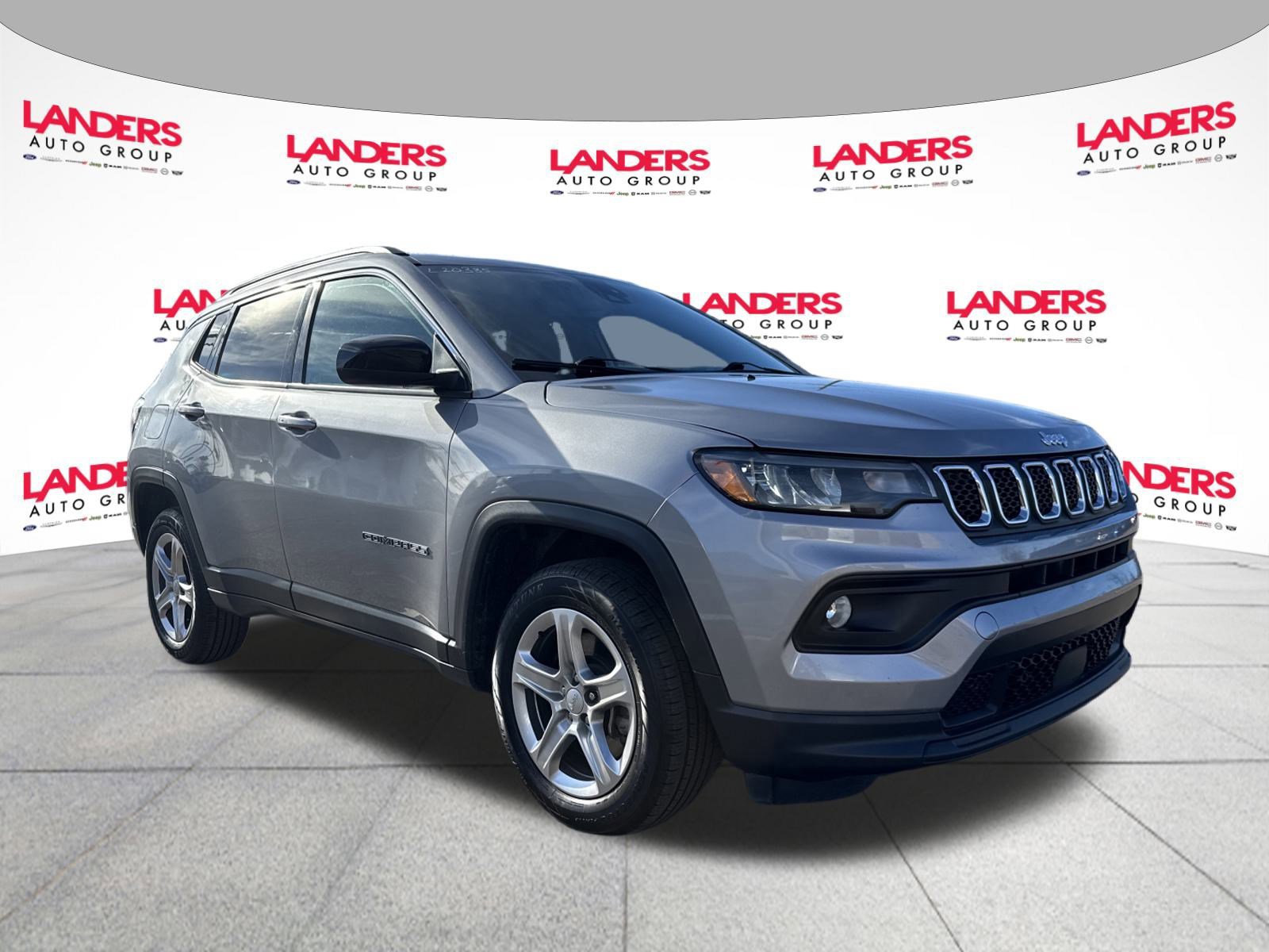 Used 2024 Jeep Compass Latitude image 7