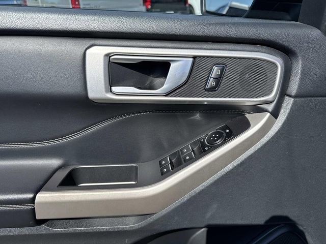Certified 2023 Ford Explorer XLT w/ Equipment Group 202A image 20