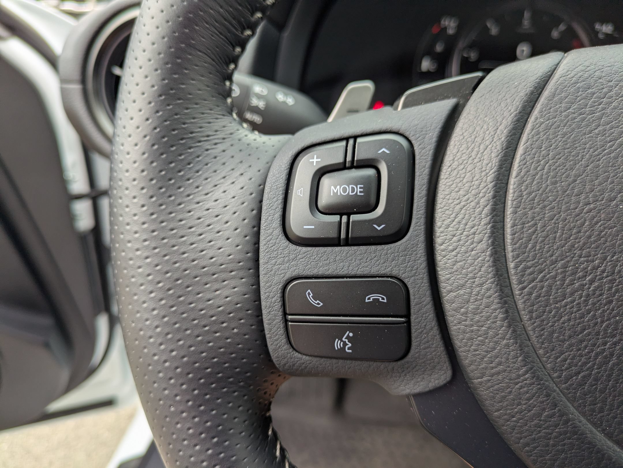 Used 2023 Lexus IS 350 F Sport RWD image 18