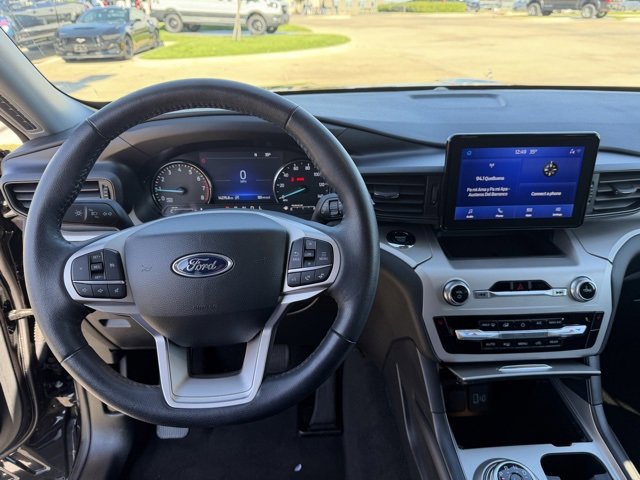 Certified 2024 Ford Explorer XLT image 12