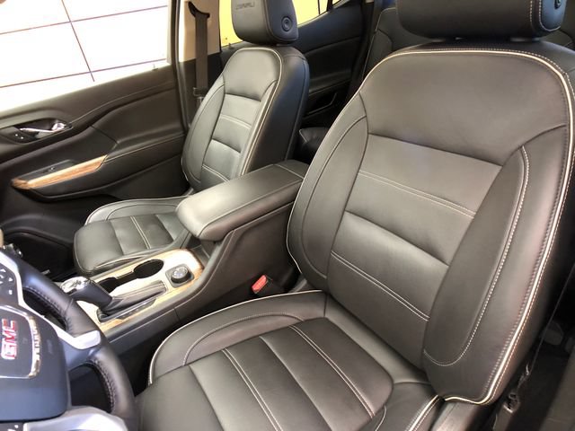 Used 2019 GMC Acadia Denali w/ Technology Package AWD/4WD image 10