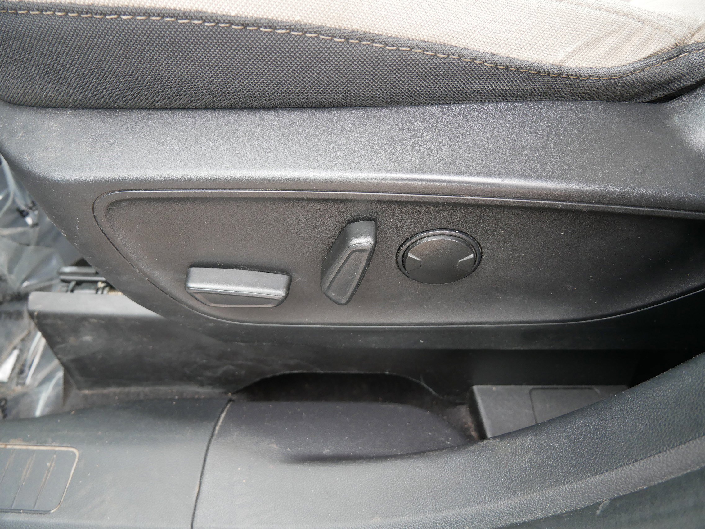 Certified 2022 Ford Escape SE w/ Convenience Package image 19