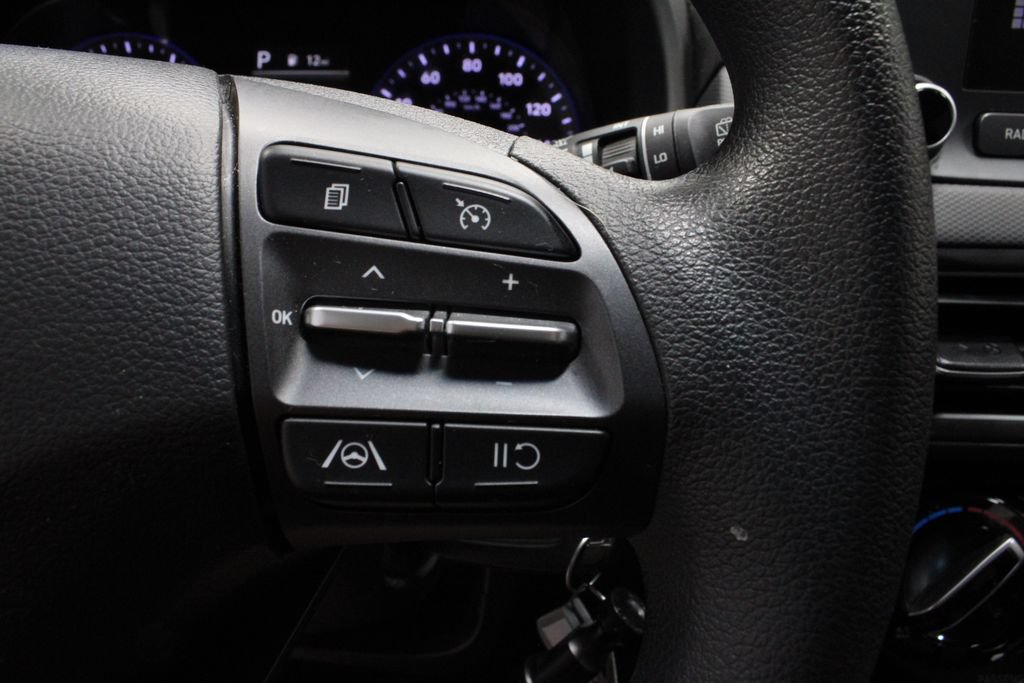 Used 2022 Hyundai Kona SE FWD image 27