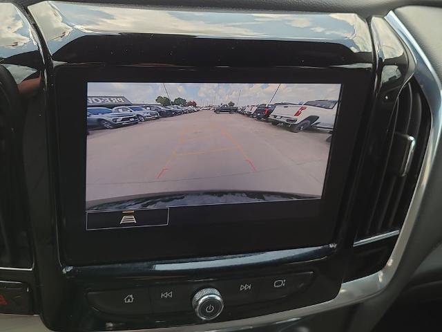 Used 2023 Chevrolet Traverse LT FWD image 25