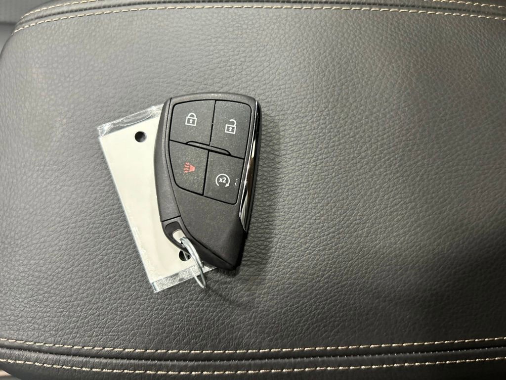 Used 2024 GMC Canyon Denali AWD/4WD image 29