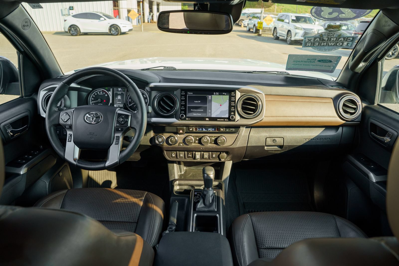 Used 2023 Toyota Tacoma Limited AWD/4WD image 23