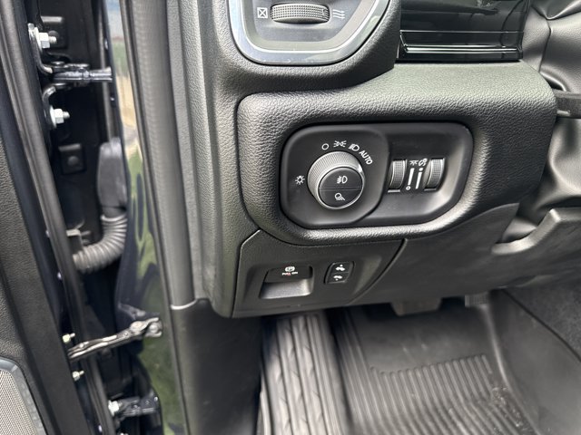 Used 2026 RAM 1500 Laramie w/ Night Edition AWD/4WD image 15