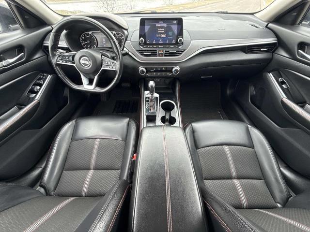 Used 2024 Nissan Altima 2.5 SR image 15