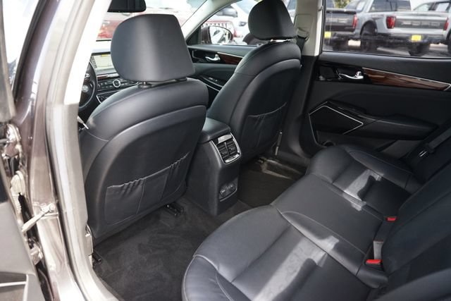 Used 2019 Kia Cadenza Technology FWD image 12