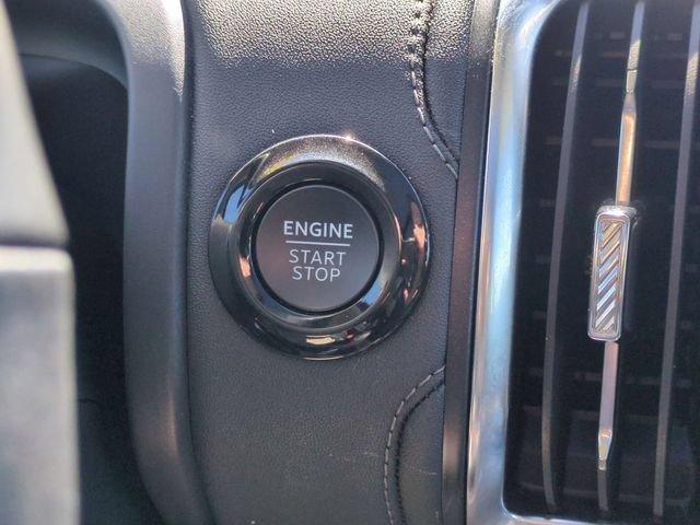 Certified 2025 Ford Expedition Platinum w/ Driver's Package AWD/4WD image 27