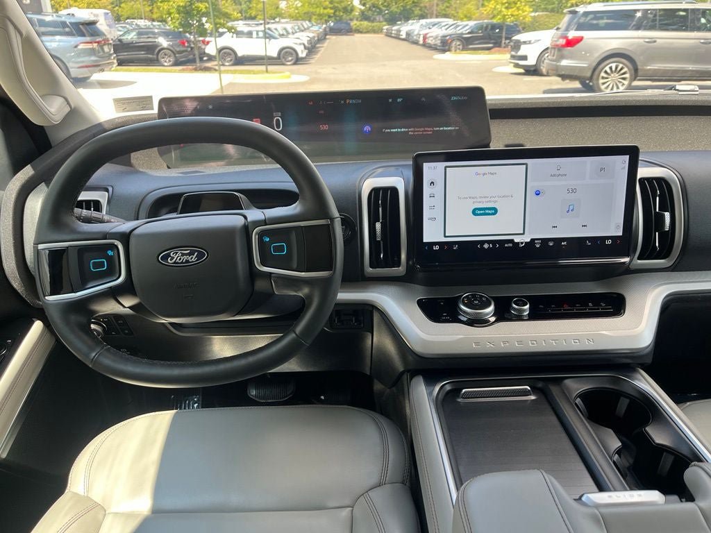 Certified 2025 Ford Expedition Active AWD/4WD image 17