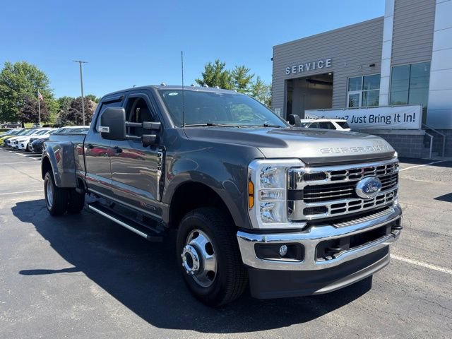 Certified 2026 Ford F350 XLT w/ 360-Degree Camera Package AWD/4WD image 8