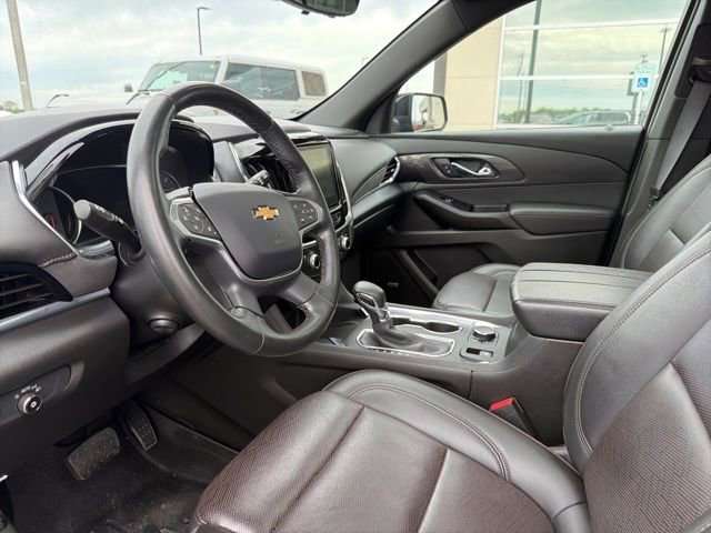 Used 2023 Chevrolet Traverse High Country image 11