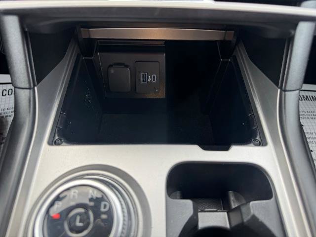 Certified 2022 Ford Explorer XLT w/ Class IV Trailer Tow Package image 20