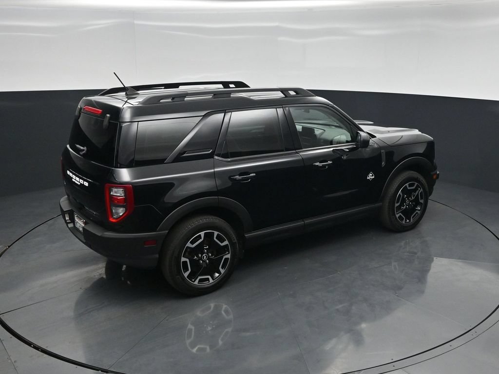Certified 2023 Ford Bronco Sport Outer Banks w/ Tech Package AWD/4WD image 37