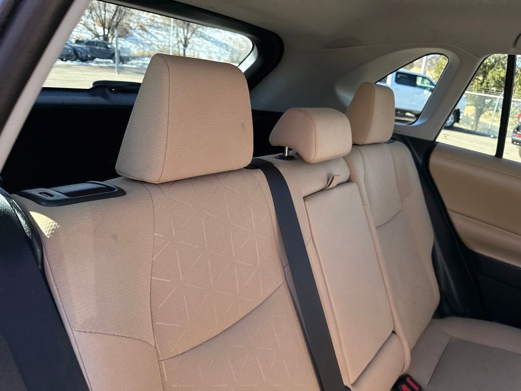 Used 2021 Toyota RAV4 XLE w/ Carpet Mat Package (TMS) image 26