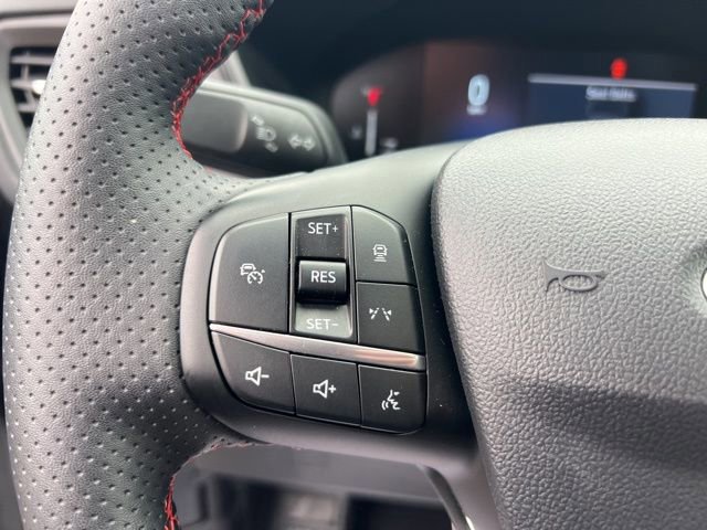 Certified 2024 Ford Escape ST-Line w/ Tech Pack #1 image 10