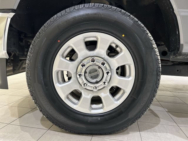 Certified 2023 Ford F250 XLT w/ FX4 Off-Road Package AWD/4WD image 27