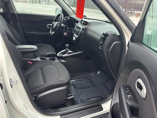 Used 2018 Kia Soul + image 20