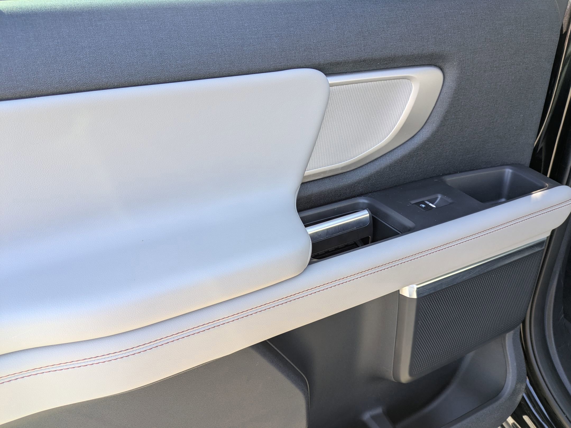 Certified 2025 Ford Expedition Active image 31