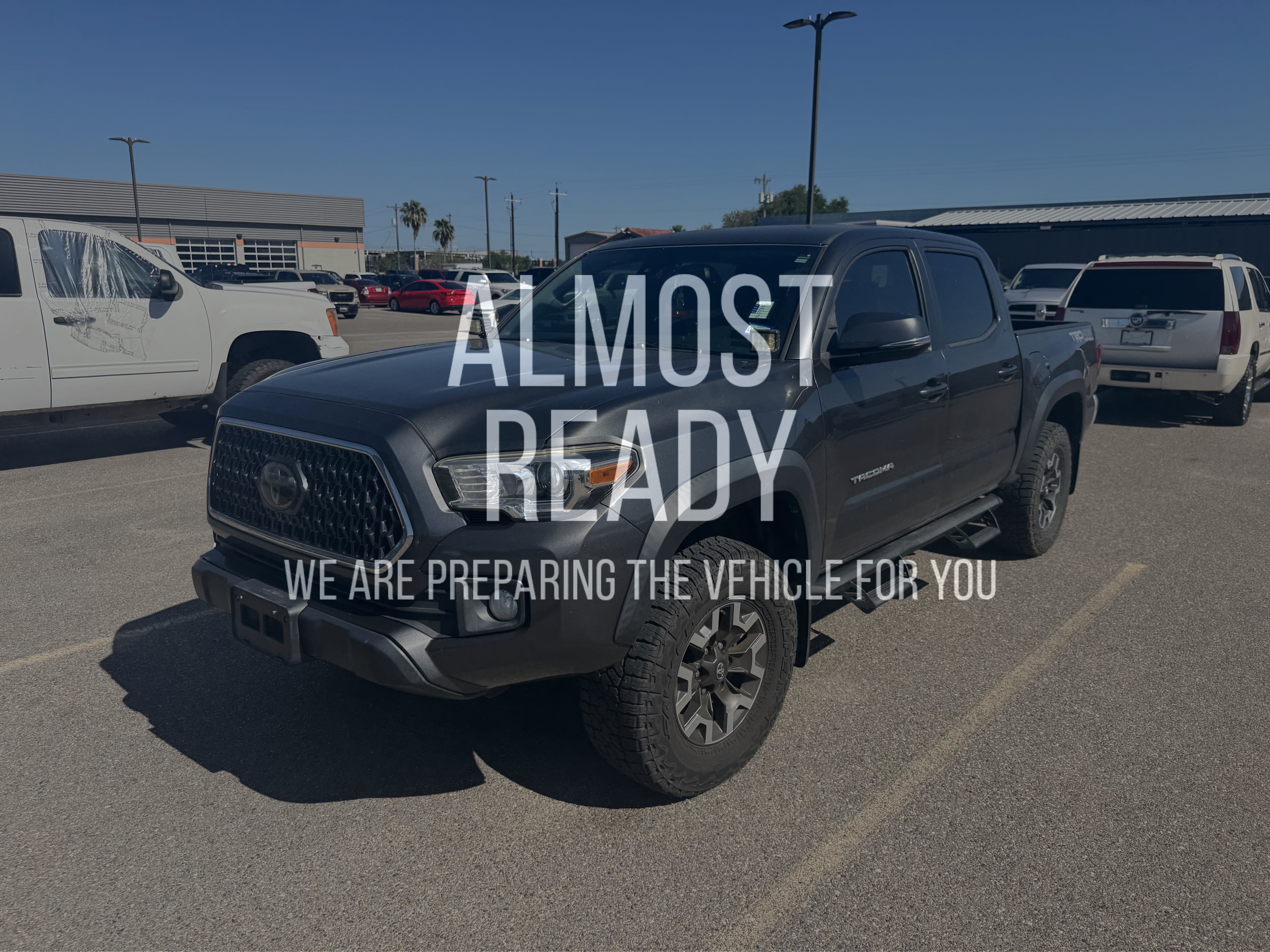 Used 2018 Toyota Tacoma TRD Off-Road AWD/4WD image 2