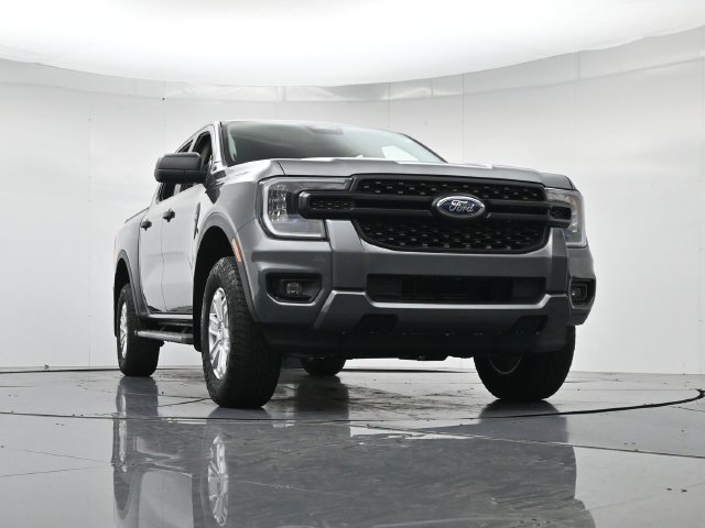 Certified 2025 Ford Ranger XL w/ Trailer Tow Package RWD image 35