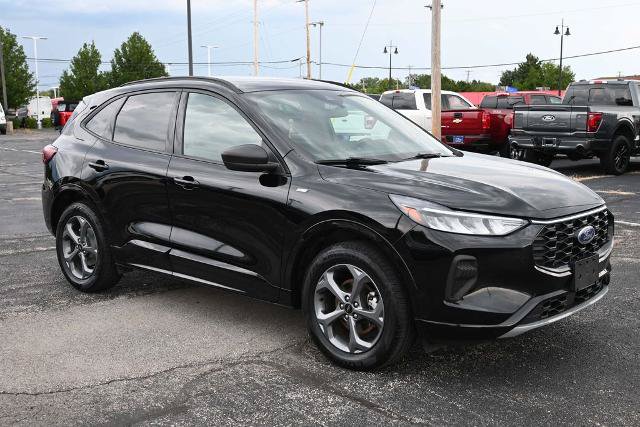 Certified 2024 Ford Escape ST-Line w/ Tech Pack #1 AWD/4WD image 7