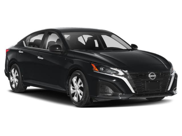 Used 2024 Nissan Altima 2.5 SR FWD image 9