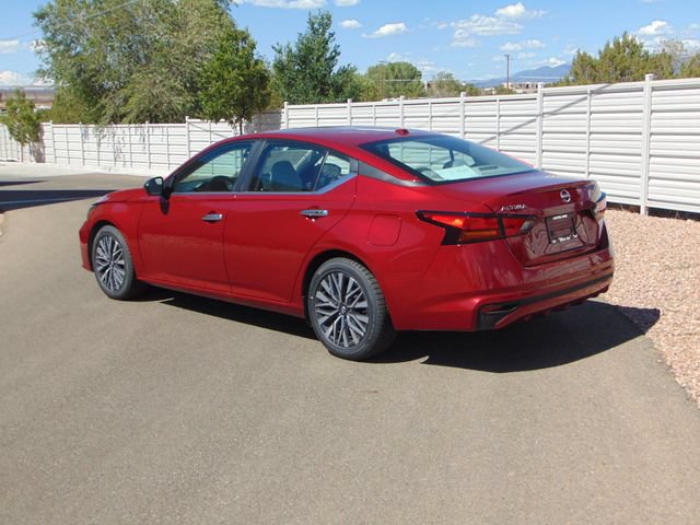 Used 2025 Nissan Altima 2.5 SV FWD image 4