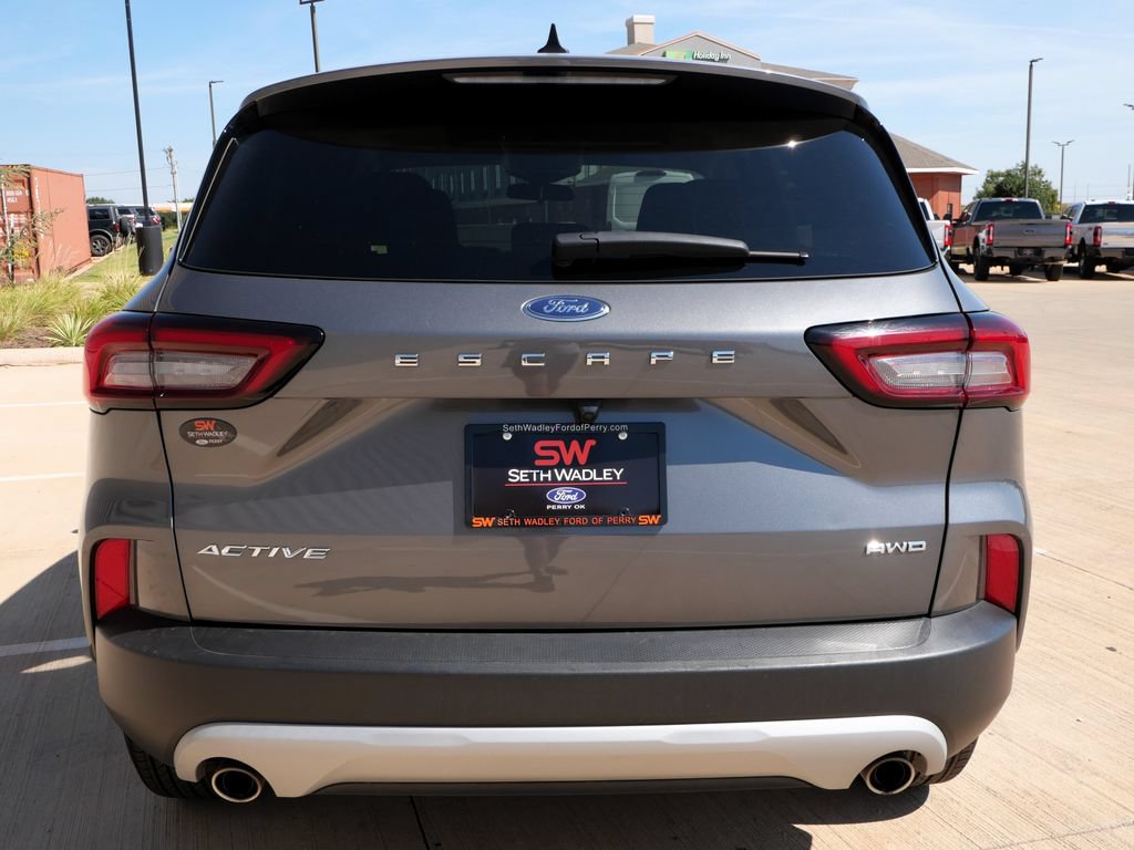 Certified 2025 Ford Escape Active AWD/4WD image 5