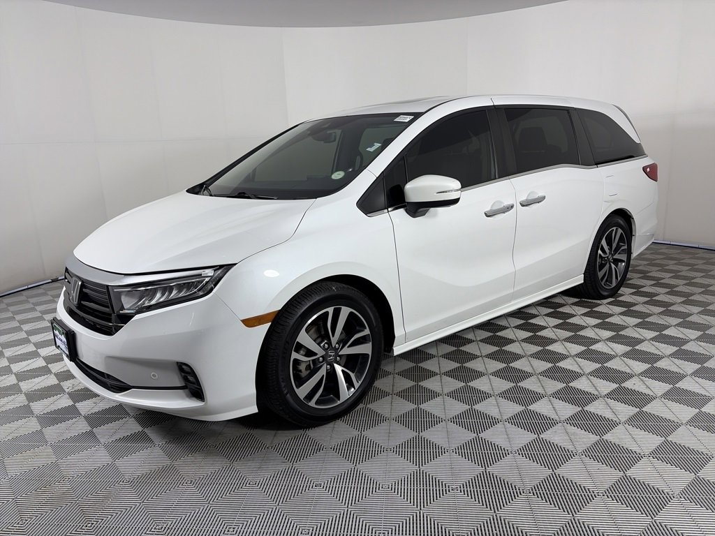 Used 2021 Honda Odyssey Touring image 3