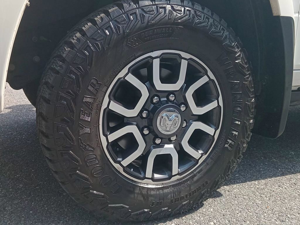 Used 2023 RAM 3500 Limited image 12