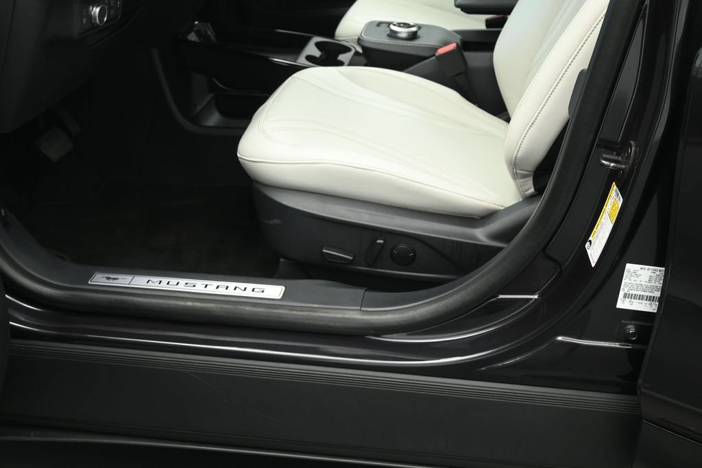 Certified 2022 Ford Mustang Mach-E Premium RWD image 9