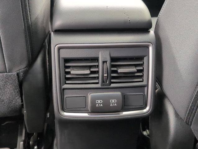 Used 2023 Subaru Forester Premium AWD/4WD image 23