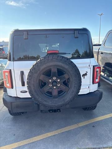 Certified 2025 Ford Bronco Outer Banks w/ Black Appearance Package AWD/4WD image 6