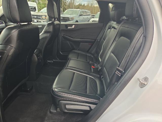 Certified 2025 Ford Escape Platinum AWD/4WD image 15