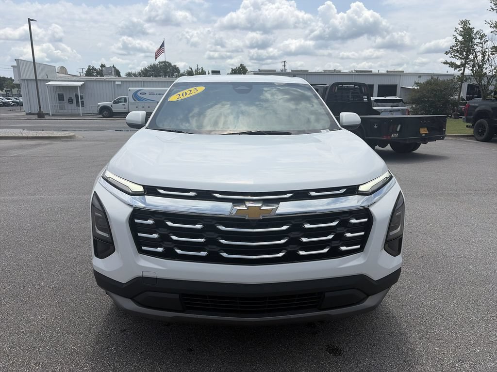 Used 2025 Chevrolet Equinox LT FWD image 10