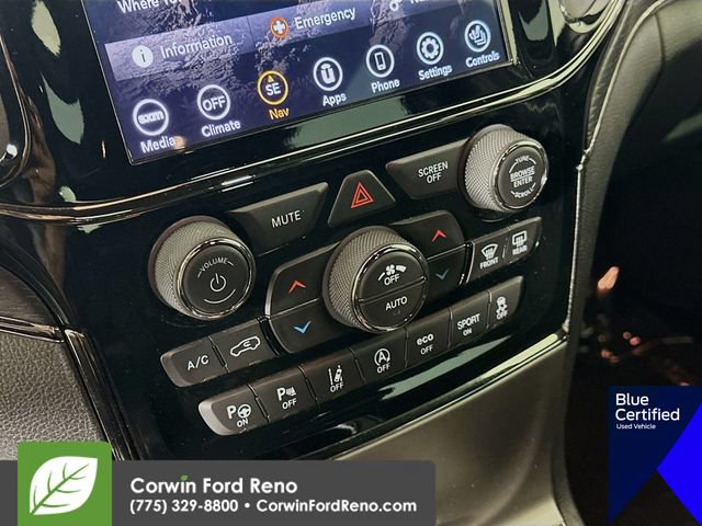 Used 2020 Jeep Grand Cherokee Overland AWD/4WD image 18