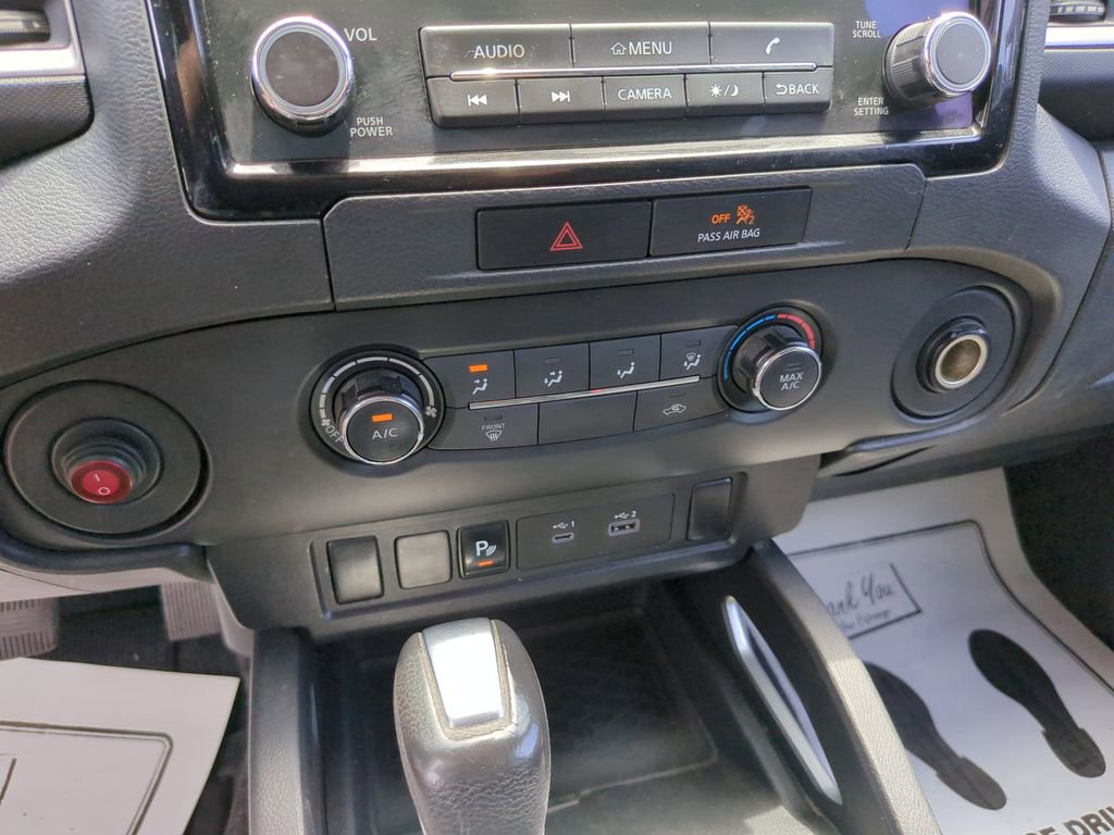 Used 2022 Nissan Frontier SV w/ Technology Package RWD image 23
