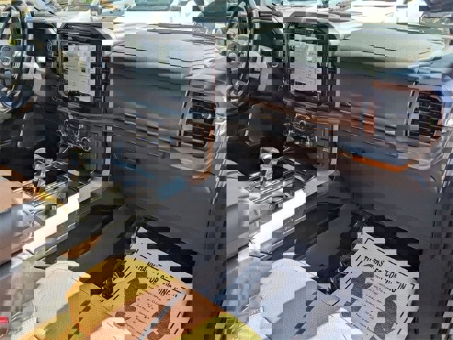 Certified 2022 Ford F150 Platinum w/ Equipment Group 701A High image 29